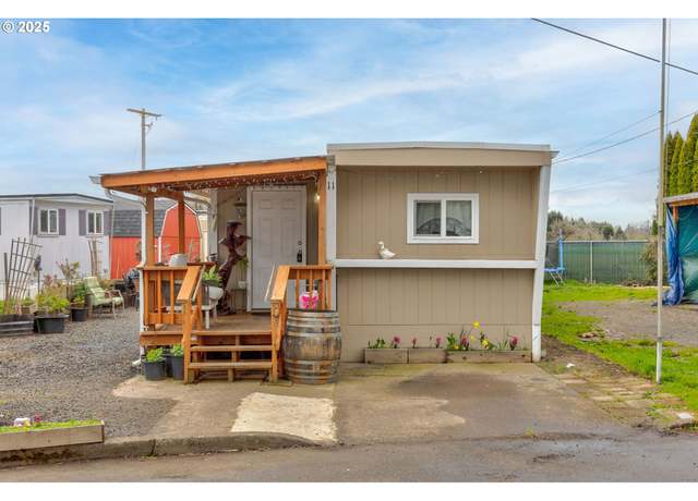 Property at 2400 SE Stratus Ave #11, Mcminnville, OR 97128, 2 beds, 1 bath