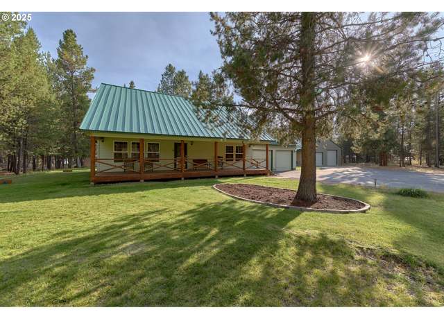 Property at 15715 Sparks Dr, La Pine, OR 97739, 2 beds, 2.5 baths