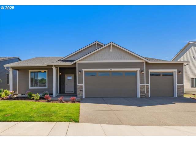 Property at 605 E Fourth St, Yamhill, OR 97148, 4 beds, 2 baths
