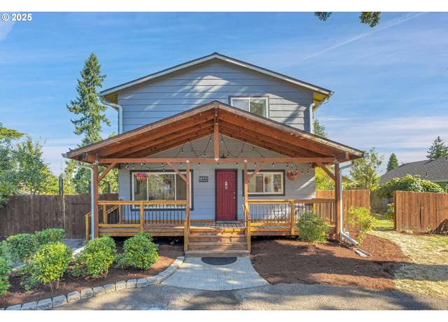 Property at 7105 SE Overland St, Milwaukie, OR 97222, 3 beds, 2 baths