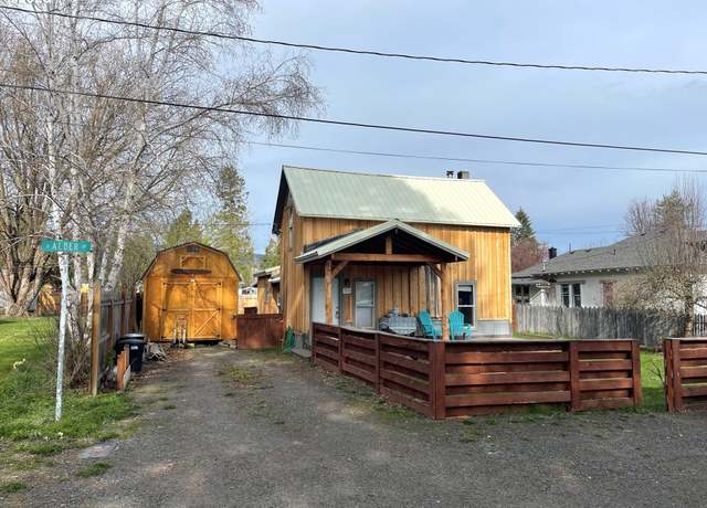 Property at 302 S Alder St, Wallowa, OR 97885, 3 beds, 2 baths