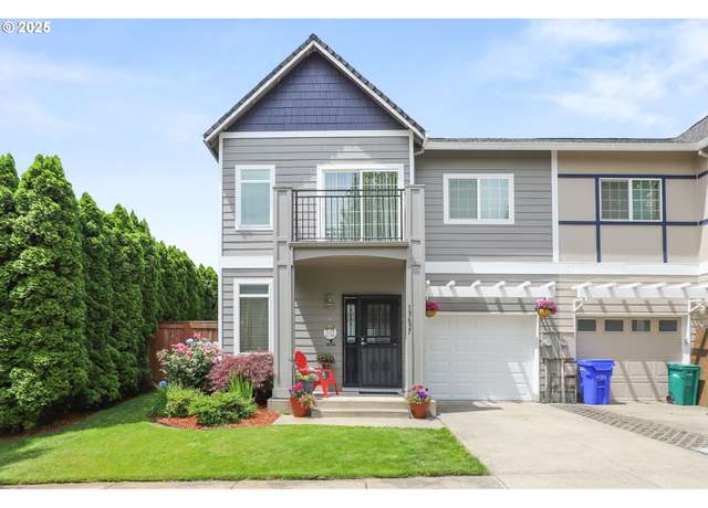 Property at 13637 SE 149th Ter, Happy Valley, OR 97015, 2 beds, 2 baths
