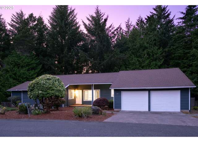 Property at 60 Seagrove Pl, Lincoln City, OR 97367, 3 beds, 2 baths