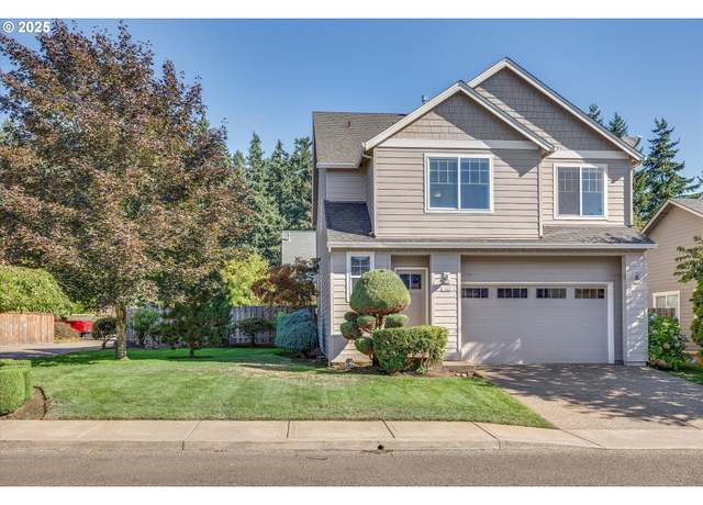 Property at 1422 NE 18th Pl, Canby, OR 97013, 4 beds, 2.5 baths