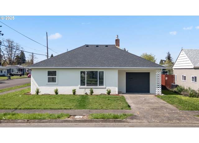 Property at 390 S 7th St, Lebanon, OR 97355, 2 beds, 1 bath