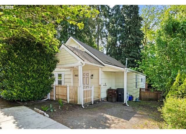 Property at 920 15th St, Oregon City, OR 97045, 3 beds, 1 bath
