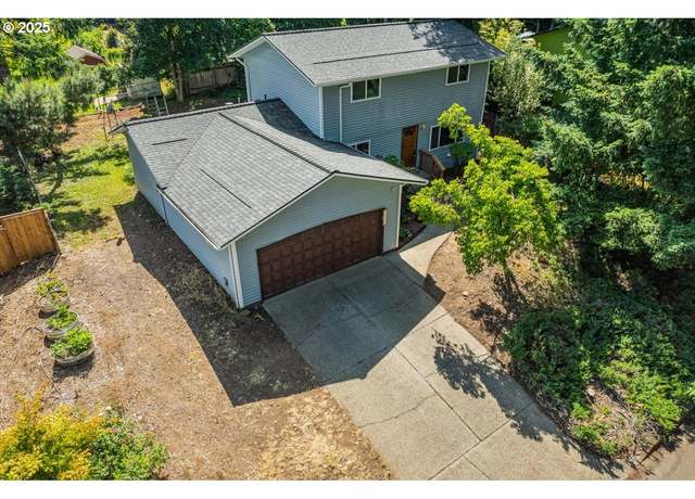 Property at 19303 Whitney Ln, Oregon City, OR 97045, 4 beds, 2 baths