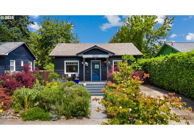 Property at 1931 SE Ellis St, Portland, OR 97202, 3 beds, 2 baths