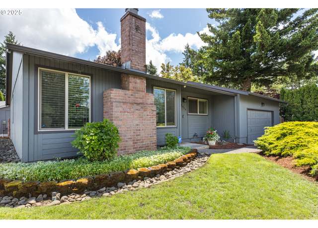 Property at 2416 SW 23rd Cir, Troutdale, OR 97060, 3 beds, 2 baths
