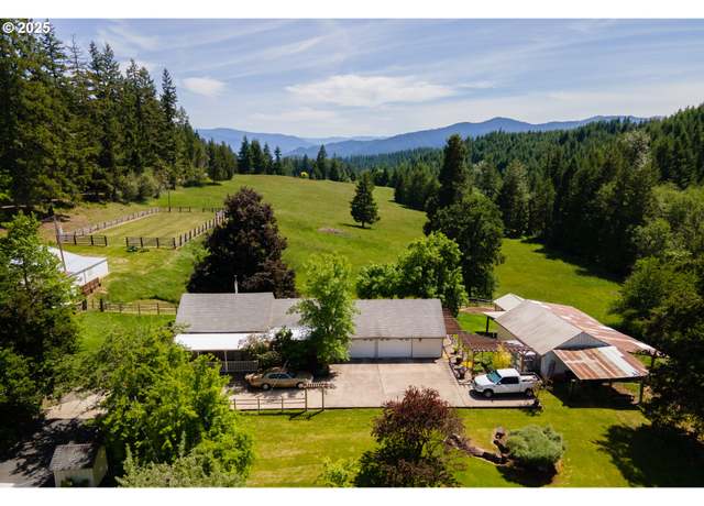 Property at 77690 Brock Rd, Oakridge, OR 97463, 4 beds, 4 baths