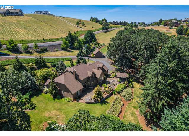 Property at 2521 Concomly Rd, Salem, OR 97306, 4 beds, 4 baths