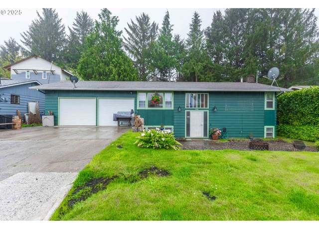 Property at 2795 Ridgeway Dr, Reedsport, OR 97467, 3 beds, 1.5 baths