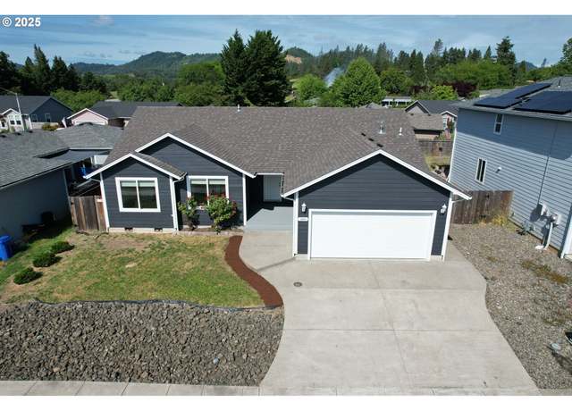 Property at 140 Teresa Ln, Winston, OR 97496, 3 beds, 2 baths