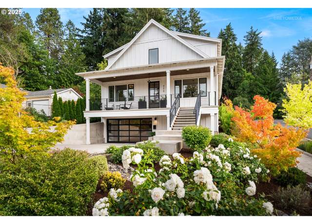 Property at 4278 SW Carson St, Portland, OR 97219, 4 beds, 3.5 baths