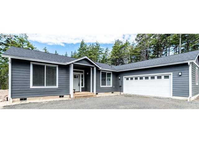 Property at 385 Pacific Dunes Dr, North Bend, OR 97459, 4 beds, 2.5 baths