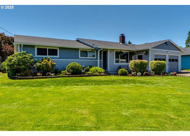Property at 832 Fremont Ave, Eugene, OR 97404, 3 beds, 2 baths