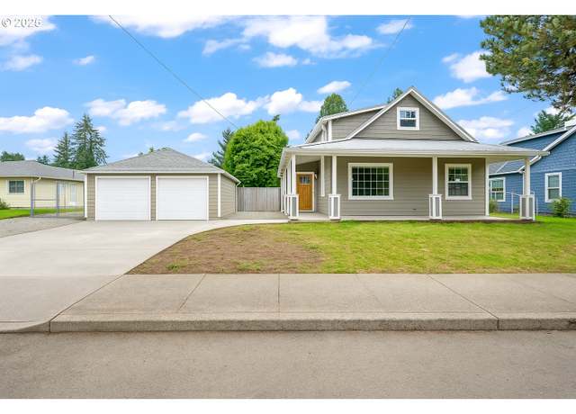 Property at 835 SE 139th Ave, Portland, OR 97035, 5 beds, 3 baths