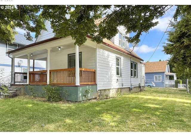 Property at 9007 N Smith St, Portland, OR 97203, 3 beds, 2 baths