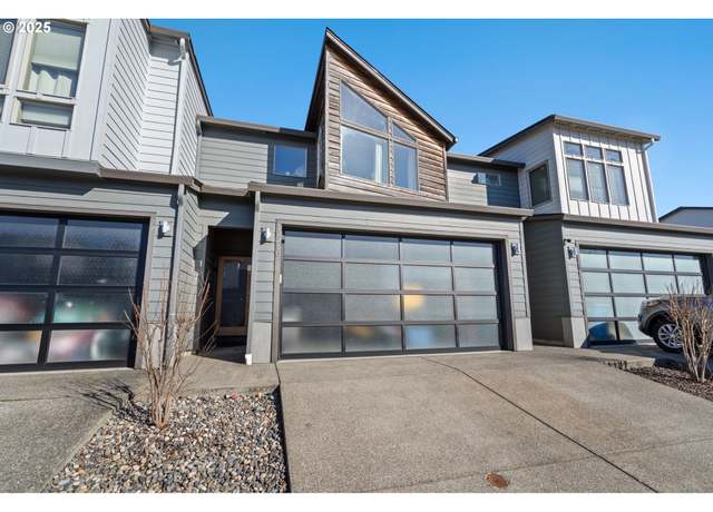 Property at 12216 NE 116th St, Vancouver, WA 98682, 3 beds, 2.5 baths