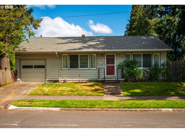 Property at 4715 SE Gladstone St, Portland, OR 97206, 3 beds, 1 bath