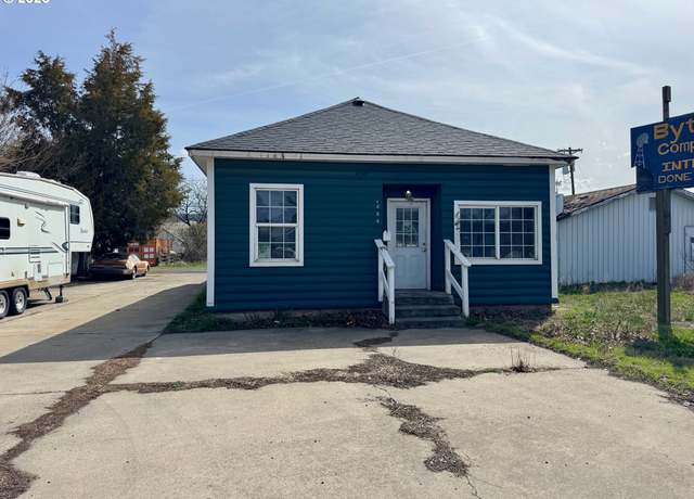 Property at 1906 Island Ave, La Grande, OR 97850, 2 beds, 1 bath