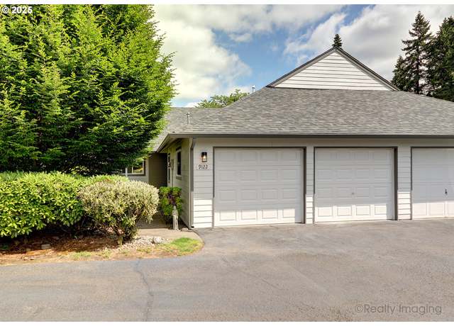 Property at 9122 NE 54th St, Vancouver, WA 98662, 2 beds, 2 baths