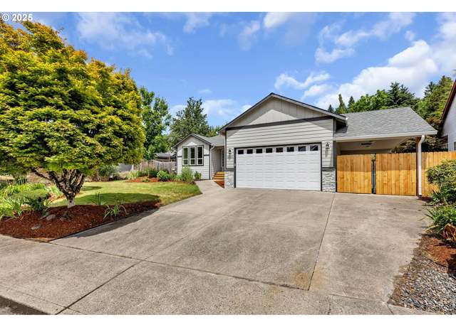 Property at 1633 N Q St, Washougal, WA 98671, 3 beds, 2 baths