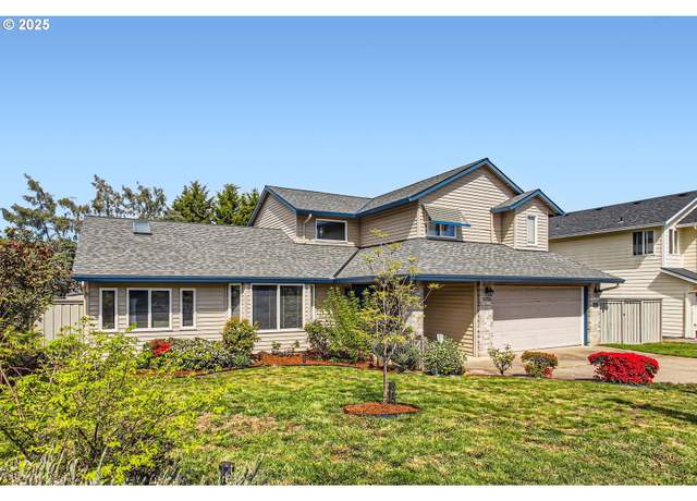 Property at 14825 NE Alton St, Portland, OR 97230, 4 beds, 3 baths