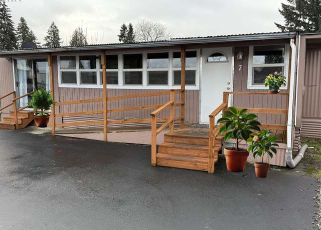 Property at 620 SE 2nd Ave #7, Canby, OR 97013, 2 beds, 2 baths