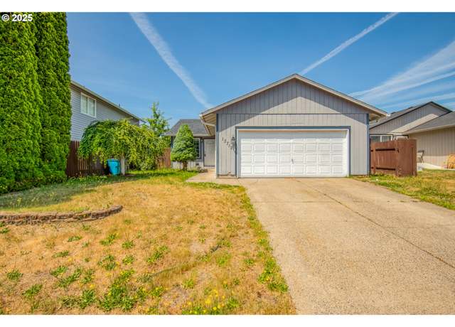 Property at 13712 NE 91st St, Vancouver, WA 98682, 3 beds, 2 baths