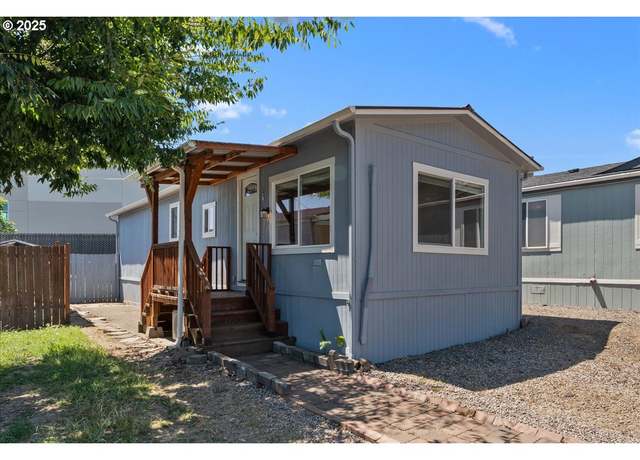 Property at 9700 SW Tualatin Rd #20, Tualatin, OR 97062, 2 beds, 1 bath