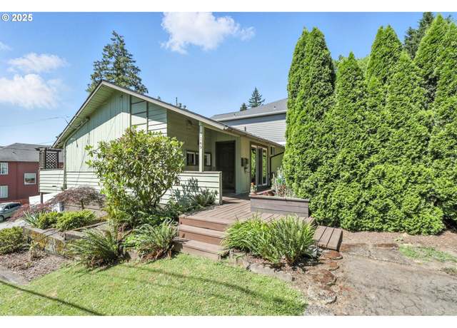 Property at 7149 SW 3rd Ave, Portland, OR 97219, 2 beds, 2 baths