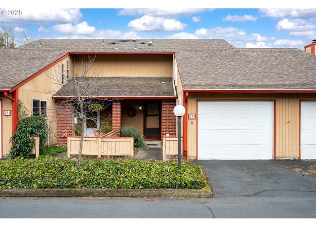 Property at 833 NE 90th Ave, Portland, OR 97220, 2 beds, 1.5 baths
