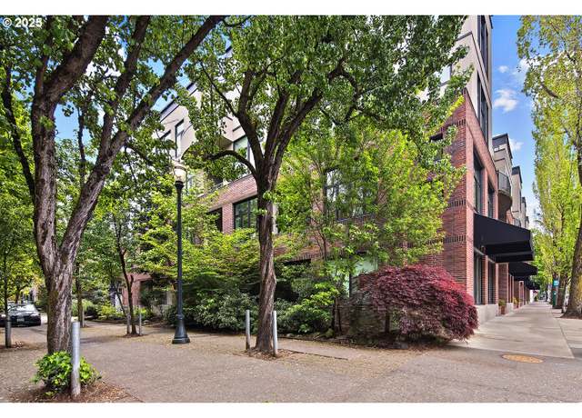 Property at 618 NW 12th Ave #216, Portland, OR 97209, 2 beds, 1 bath