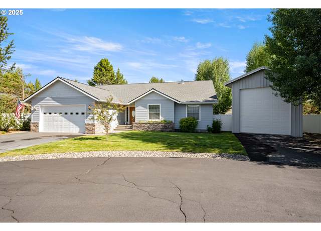 Property at 16676 Mcclintock Pl, La Pine, OR 97739, 3 beds, 2 baths