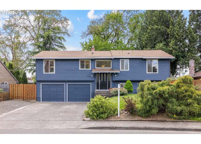 Property at 4032 NE Meadow Ln, Hillsboro, OR 97124, 4 beds, 3 baths