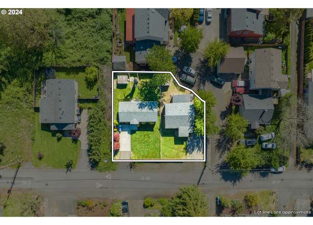 Property at 236 NE 156th Ave Unit A & B, Portland, OR 97230, 3 beds, 2 baths