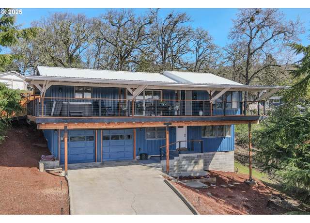 Property at 1781 NE Beulah Dr, Roseburg, OR 97470, 4 beds, 2.5 baths