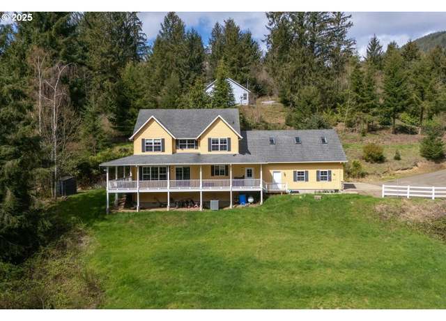 Property at 8100 Briar Ln, Tillamook, OR 97141, 3 beds, 2.5 baths