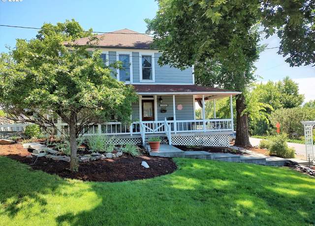 Property at 206 NE Front St, Prairie City, OR 97869, 6 beds, 3 baths