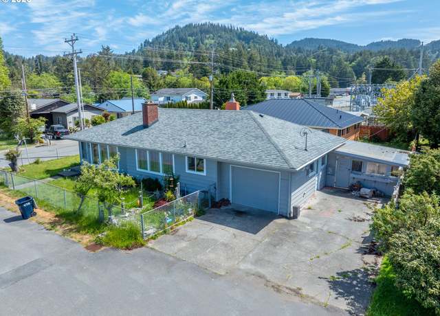 Property at 29545 Bailor St, Gold Beach, OR 97444, 3 beds, 1 bath