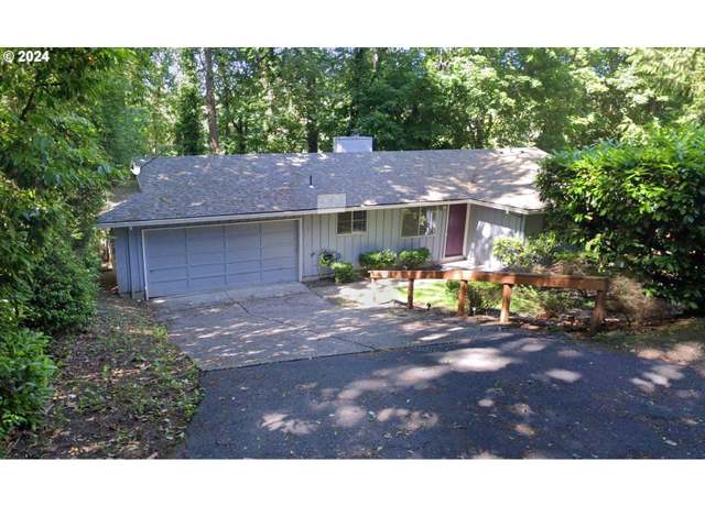 Property at 3139 SW Freeman St, Portland, OR 97219, 3 beds, 2 baths