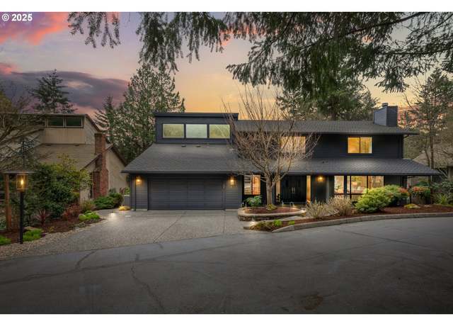 Property at 5816 SW Westdale Ct, Portland, OR 97221, 5 beds, 2.5 baths