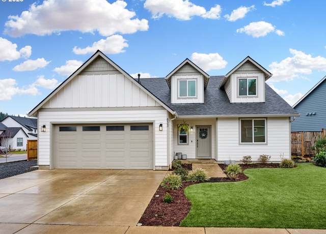 Property at 833 Hawk Dr, Silverton, OR 97381, 4 beds, 3 baths