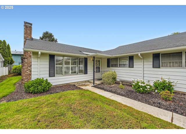 Property at 575 NE Fleming Ave Unit B-43, Gresham, OR 97030, 2 beds, 1 bath