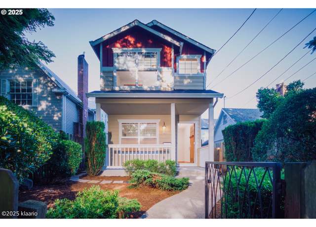 Property at 7942 N Hurst Ave, Portland, OR 97203, 3 beds, 2.5 baths