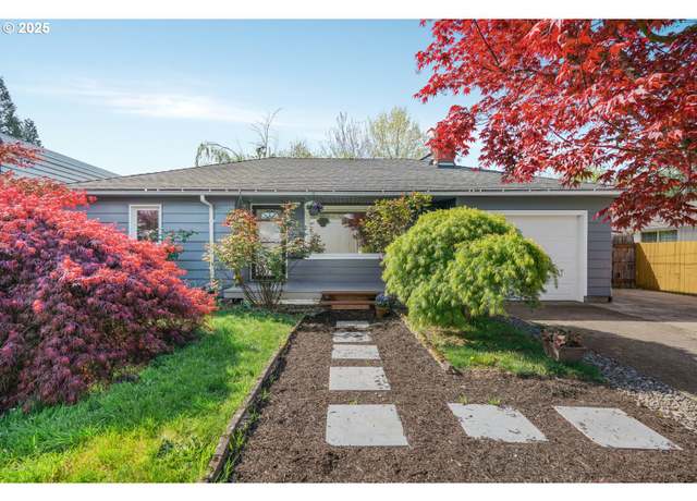 Property at 1030 SE 4th St, Gresham, OR 97080, 3 beds, 2 baths
