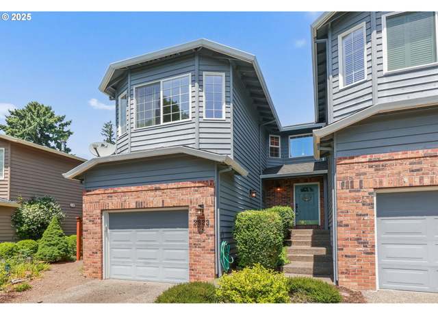 Property at 3823 SW Troy St, Portland, OR 97219, 2 beds, 2.5 baths