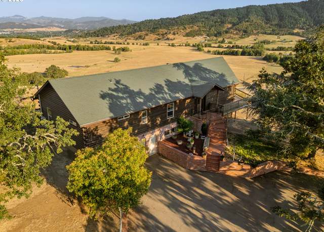 Property at 629 Buell Ln, Roseburg, OR 97471, 3 beds, 2 baths