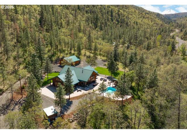 Property at 5401 Upper Five Mile Rd, The Dalles, OR 97058, 3 beds, 3 baths